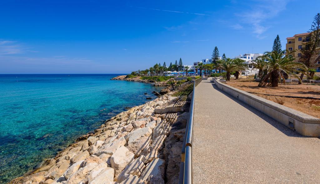 Villa Meredith Paralimni Buitenkant foto